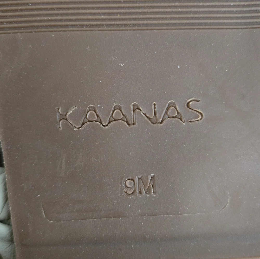 Kaanas Coco Taupe Beige Braided Leather Slide Sandal Size 9 NEW
